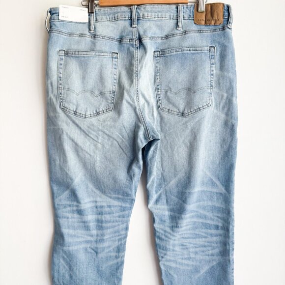 American Eagle Airflex Athletic Light Wash Jeans 38/32 NWT - Picture 3 of 10